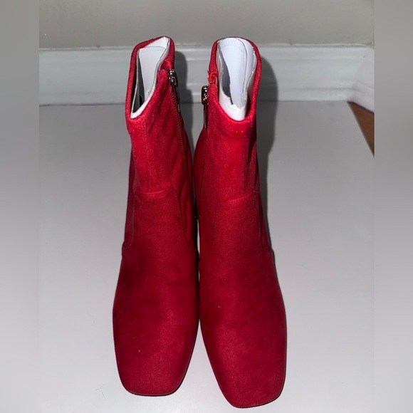 Marc Fisher Red Ankle Boots Sleek Minimalist Design NWOT - Picture 4 of 11